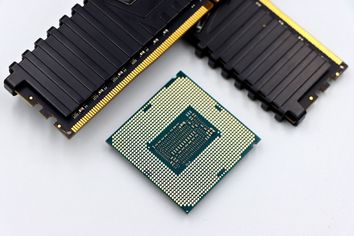 AI 연산을 위한 고성능 엔비디아 GPU 반도체 칩